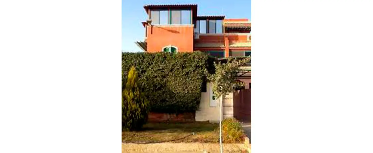 Solaimania Gardens | Twin House