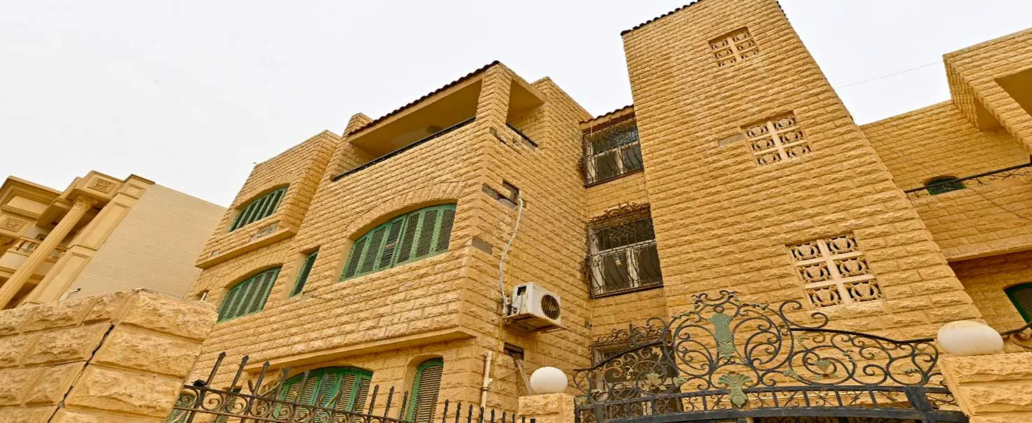 El Hay El Motamayez | Building