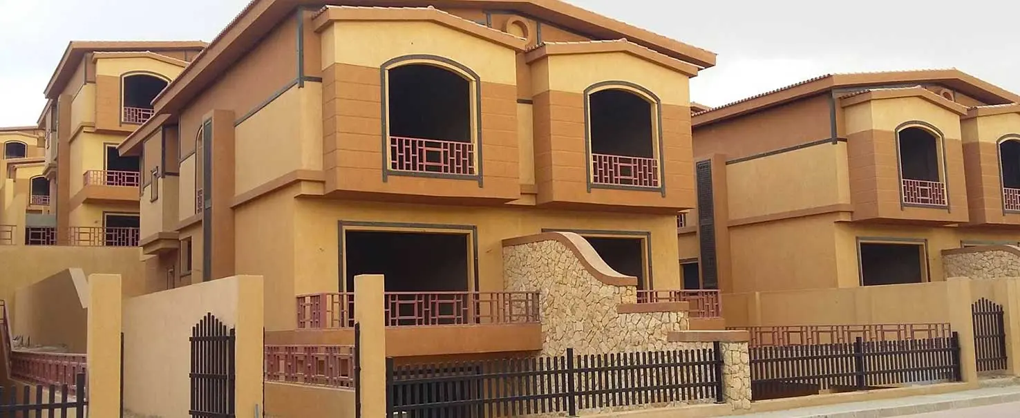 Pyramids Walk | Twin-house