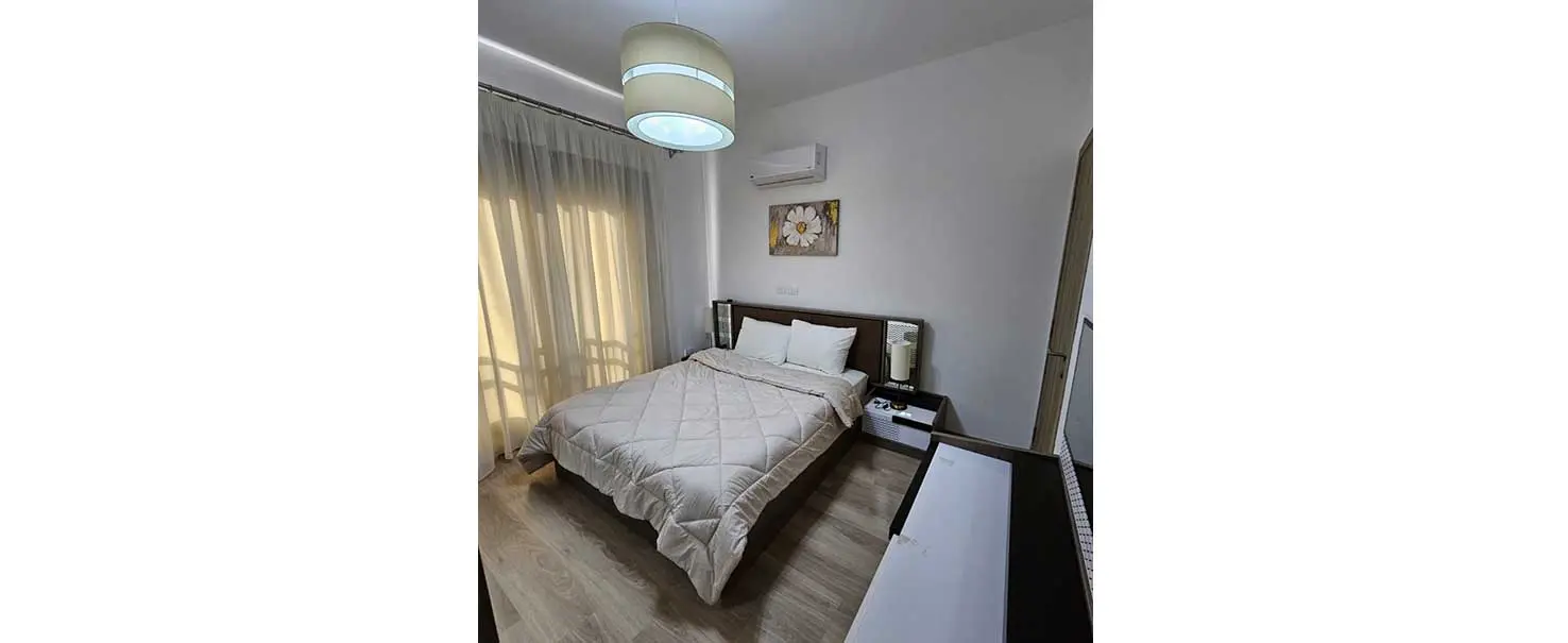 Fifth Square | Apartment