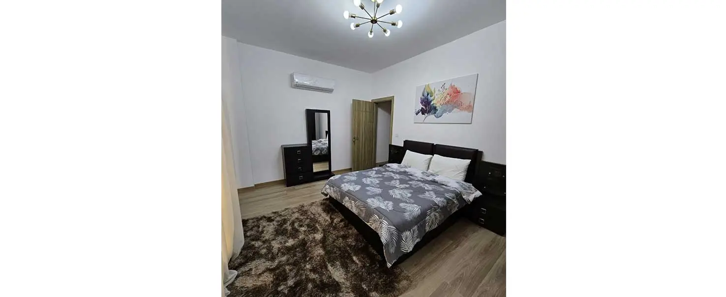 Fifth Square | Apartment