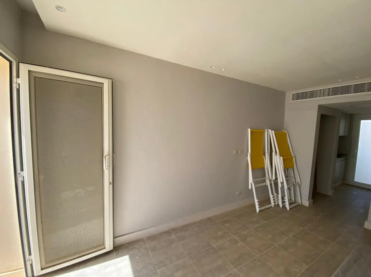 Hacienda White Ext | Cabin