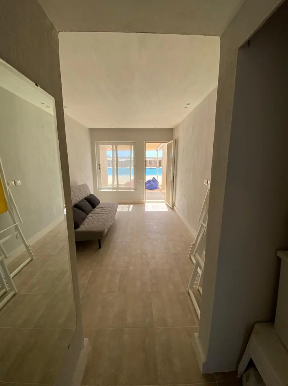 Hacienda White Ext | Cabin