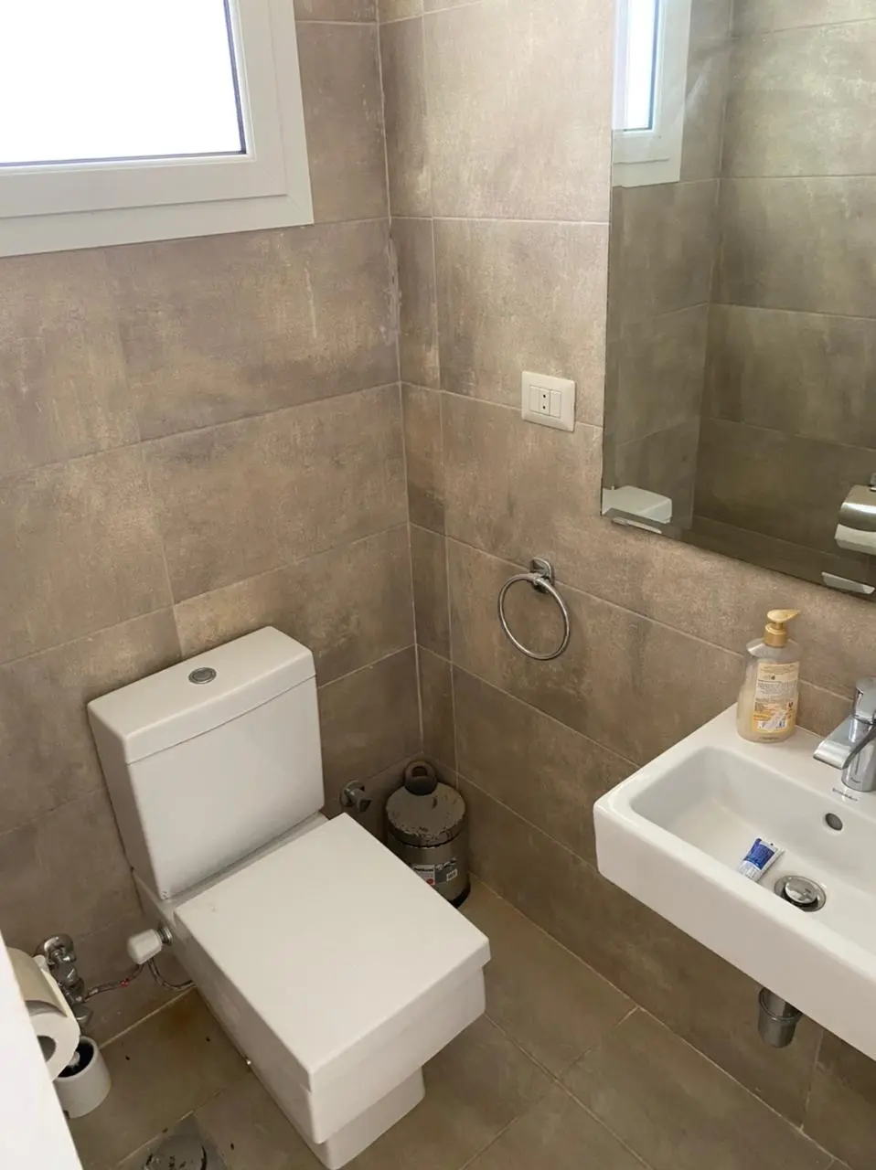 Hacienda White Ext | Cabin