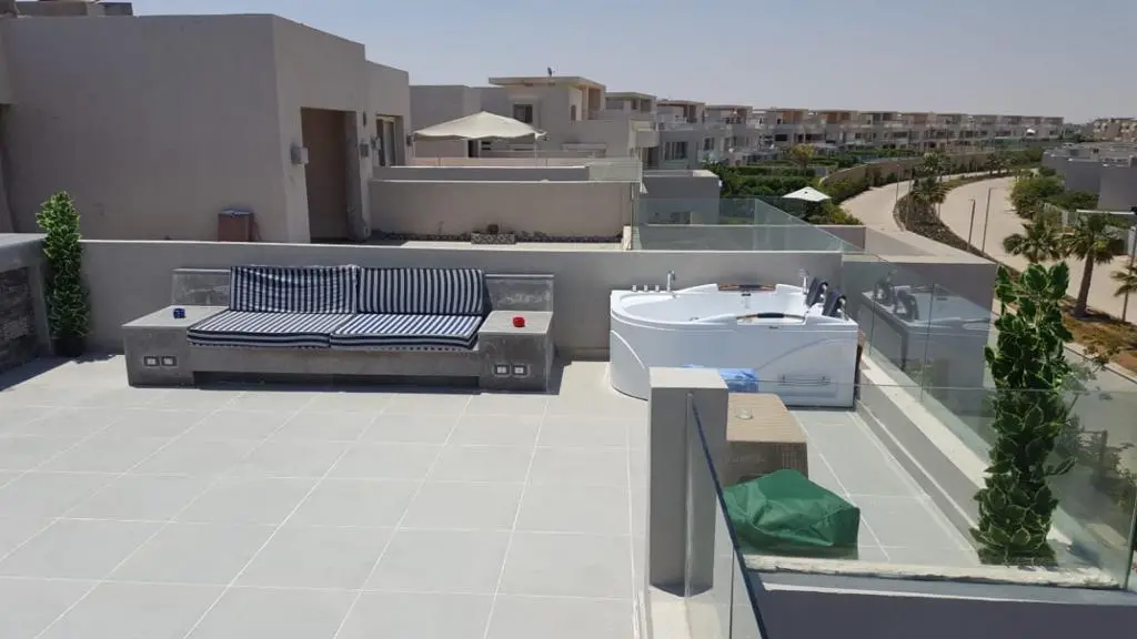 Hacienda Bay - The Lemon Tree | Penthouse