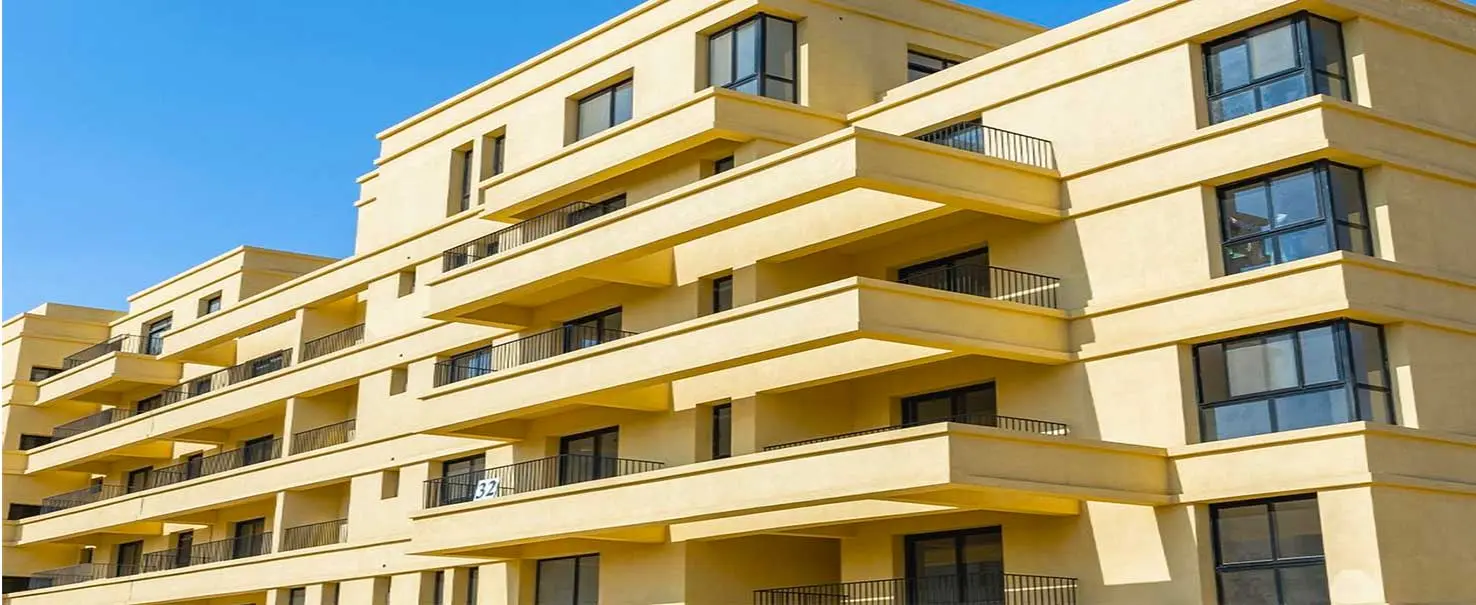 Owest- October | Apartment