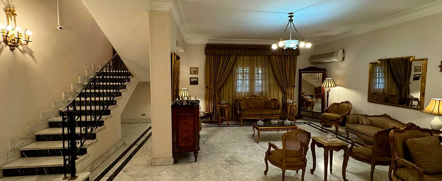 El Banafseg | Villa