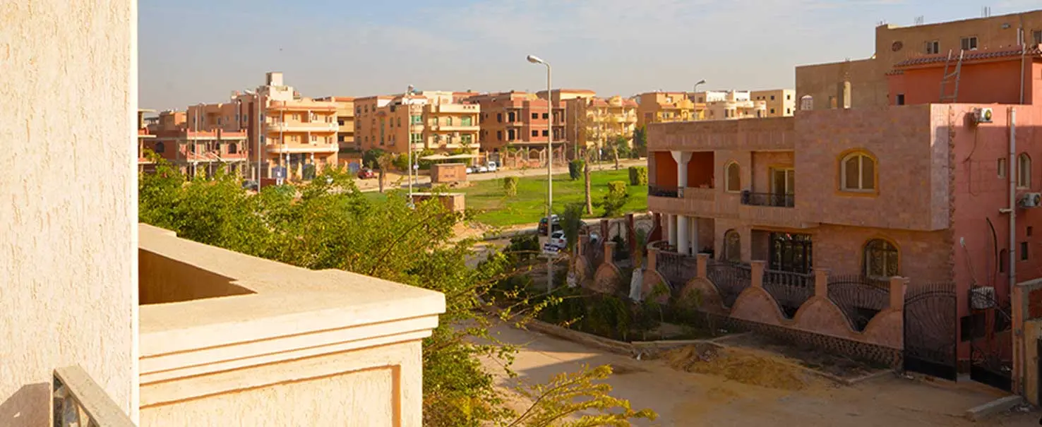 Yasmeen Greenland | Villa