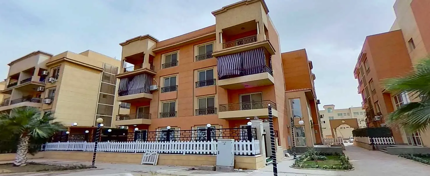 El Khamayel | Building