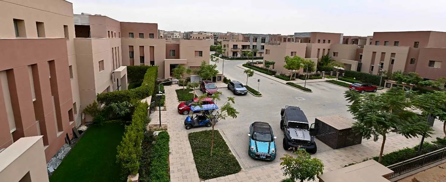 District 5 | Family House