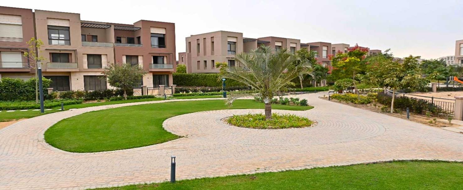 District 5 | Family House