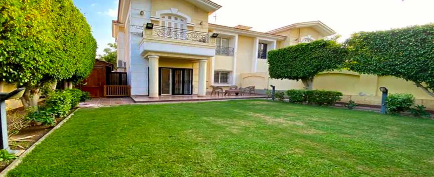 El Hay El Motamayez | Villa