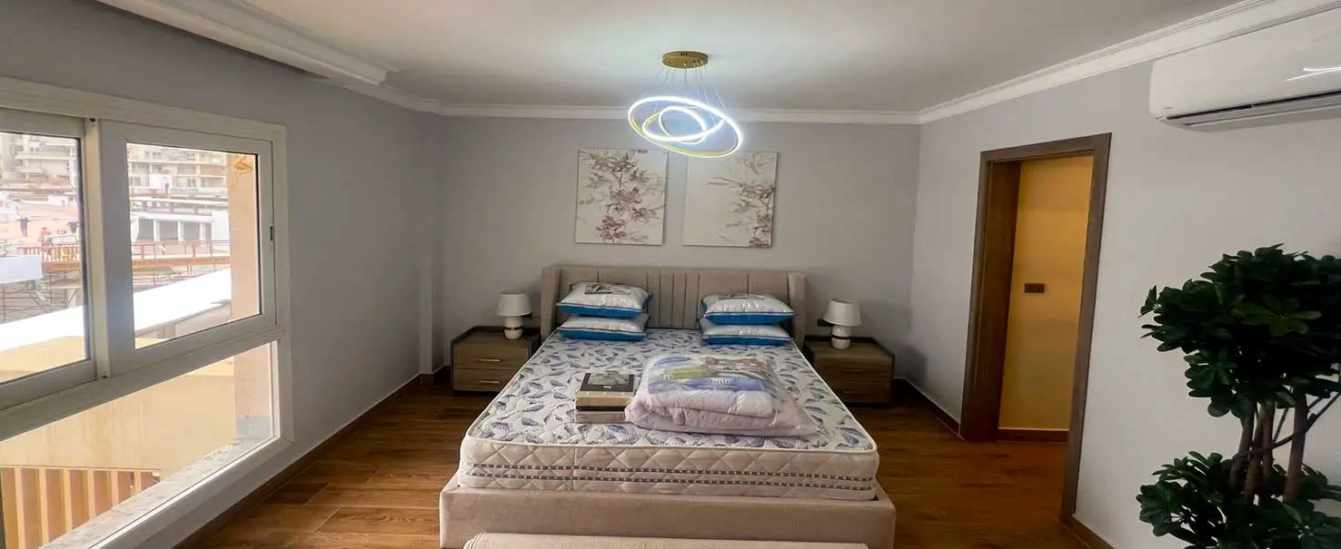 Mountain View iCity | Park Villa