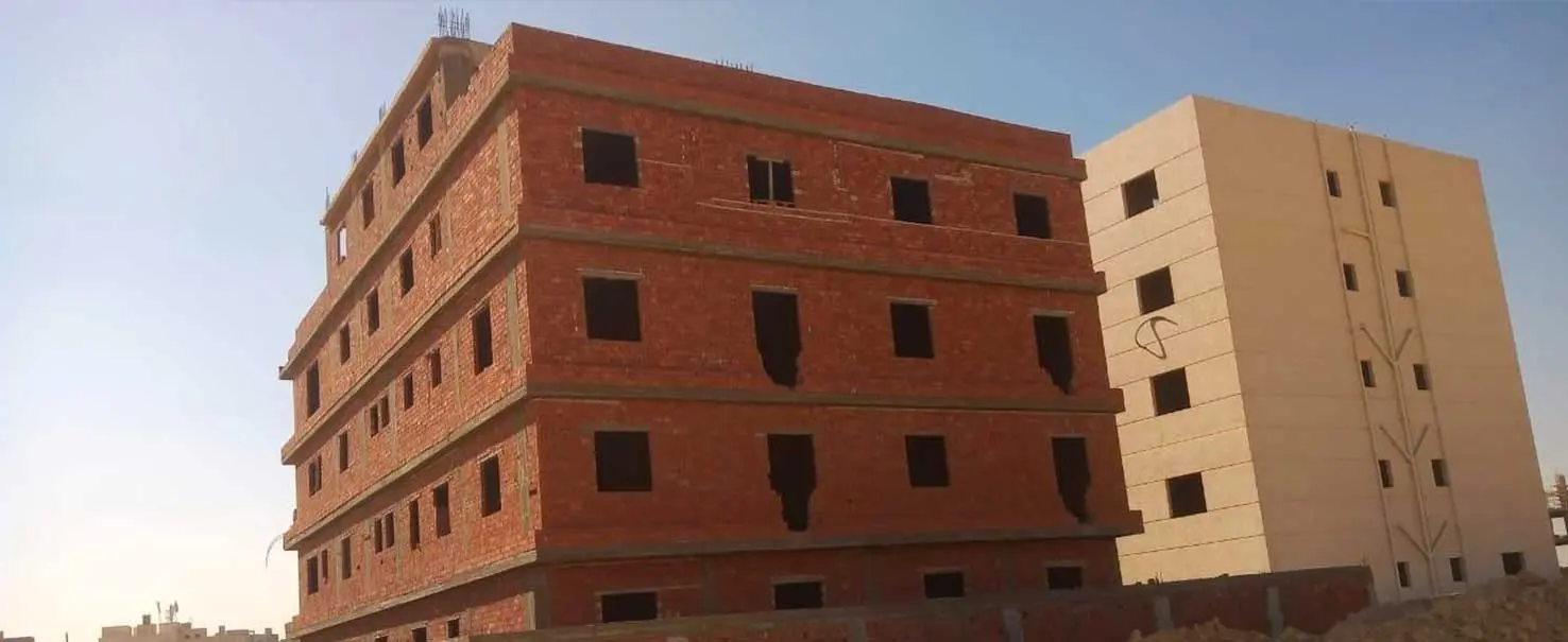 5th Square | Building