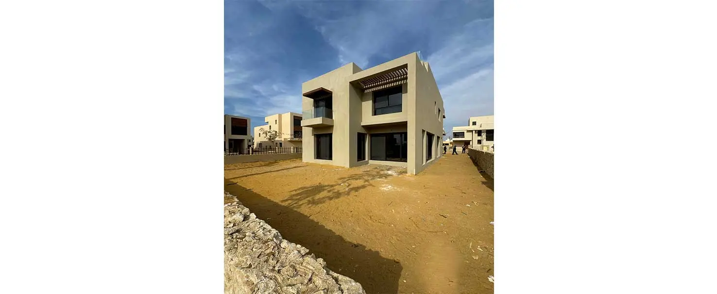 O west | Stand Alone Villa