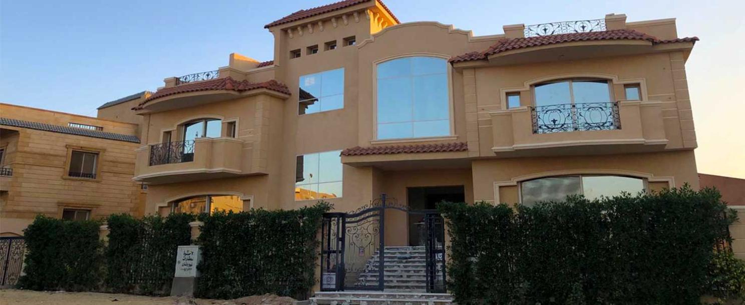 El Hay El Motamayez | Villa