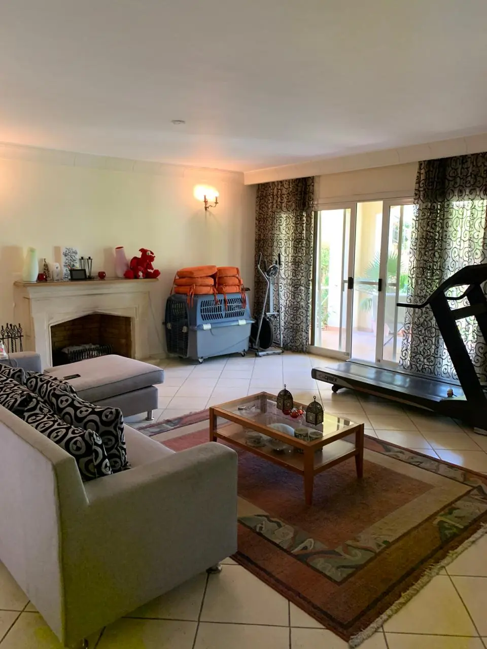 Village Gate | شقة