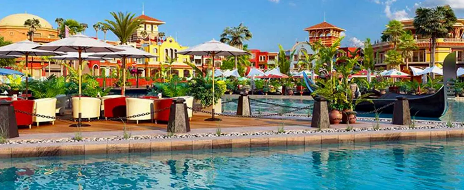 Porto October | Ground Floor