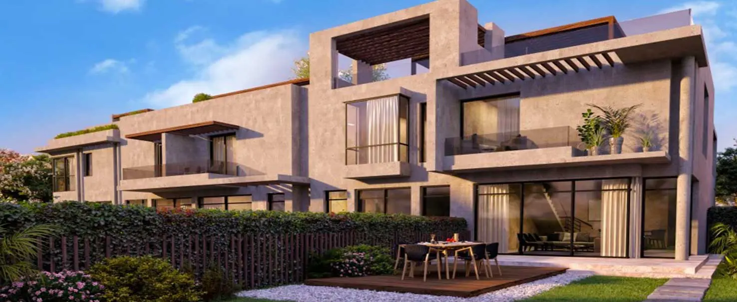 Owest- October | Villa