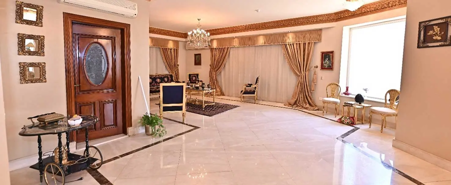 South Academy | Villa