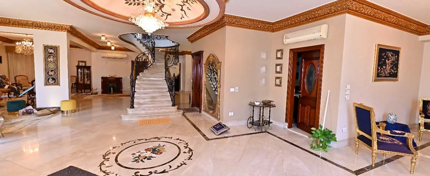 South Academy | Villa