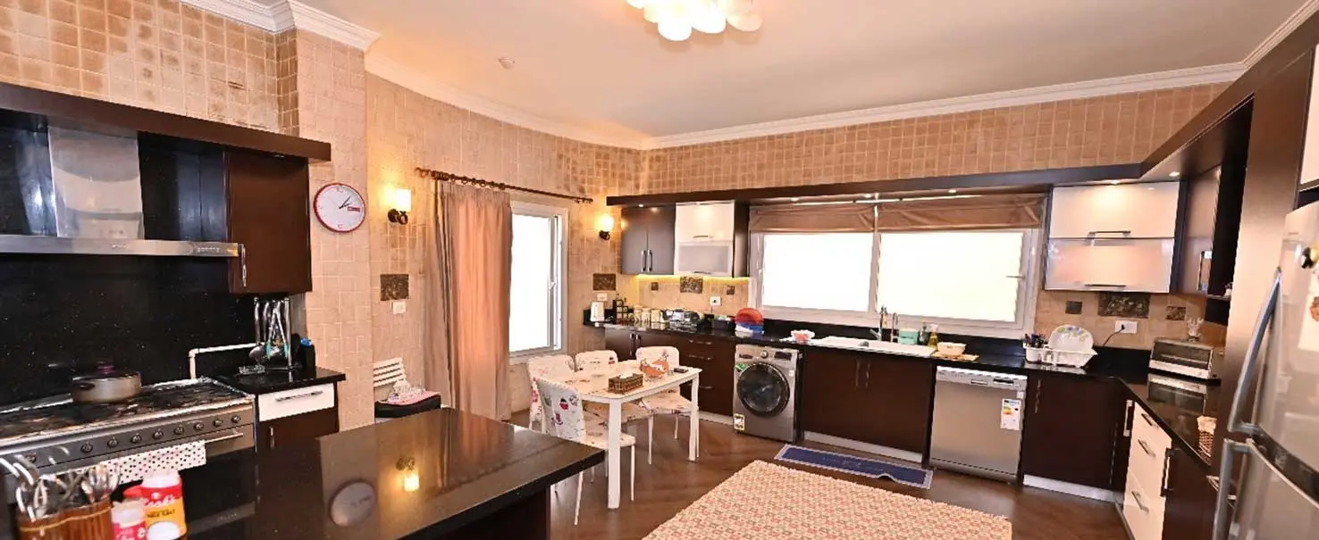 South Academy | Villa