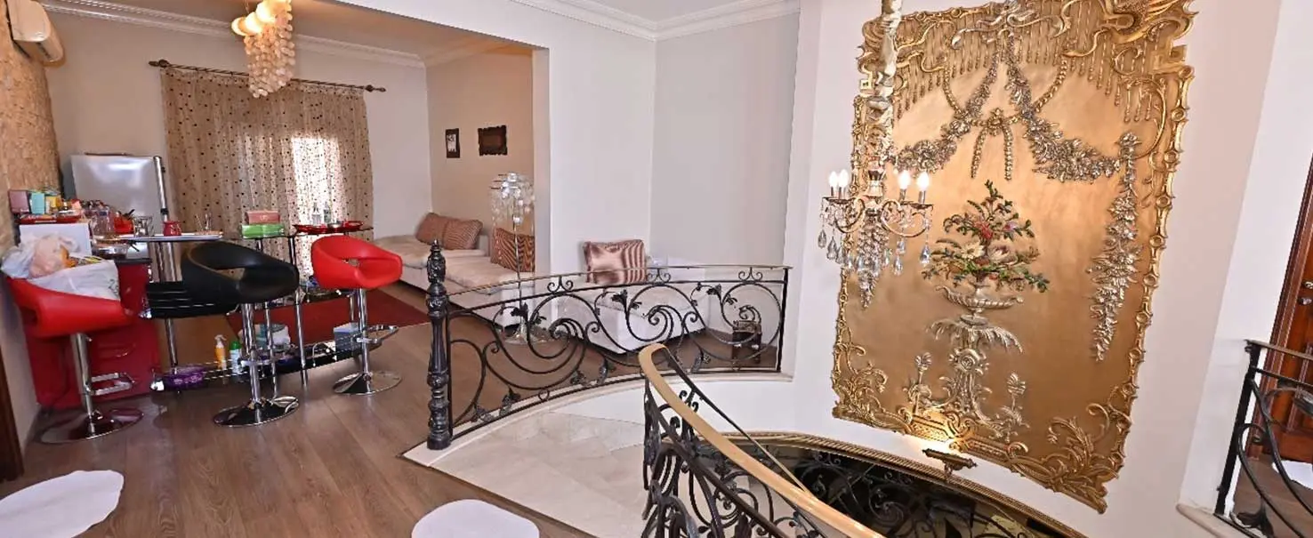 South Academy | Villa