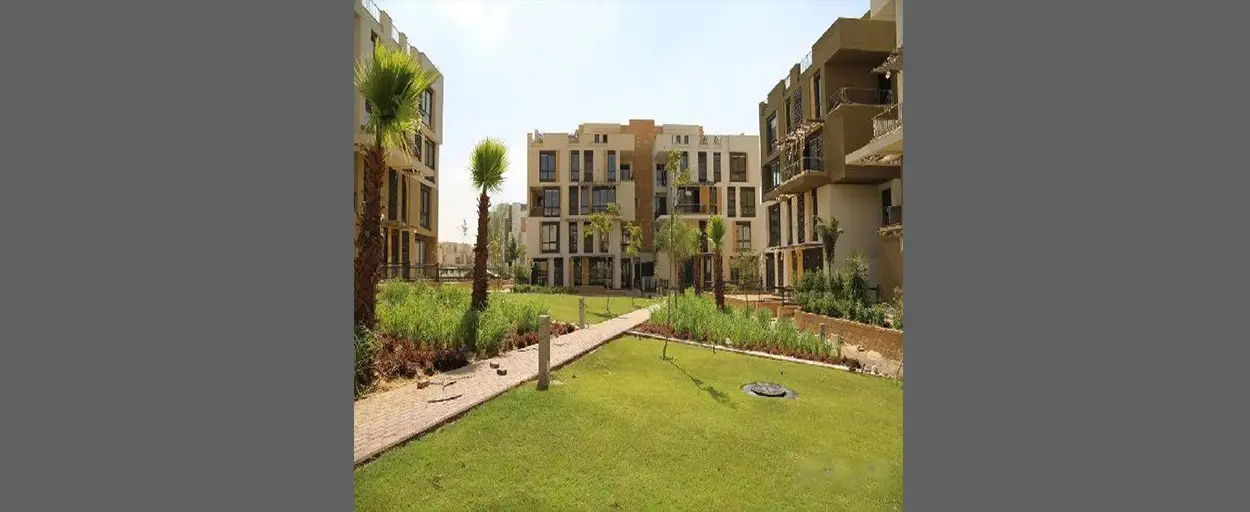 Courtyard - Westown | شقة