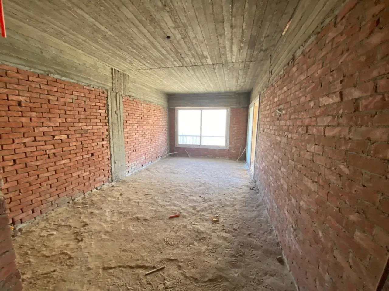 Garden Hills | Apartment