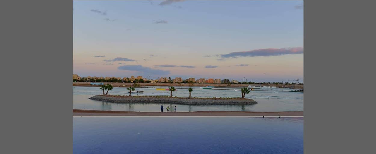 Water Side Condos | Chalet