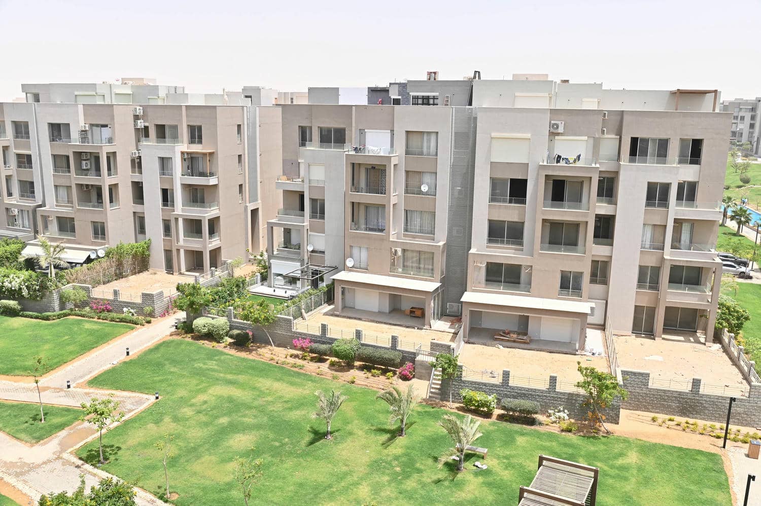 Village Gardens Katameya | شقة
